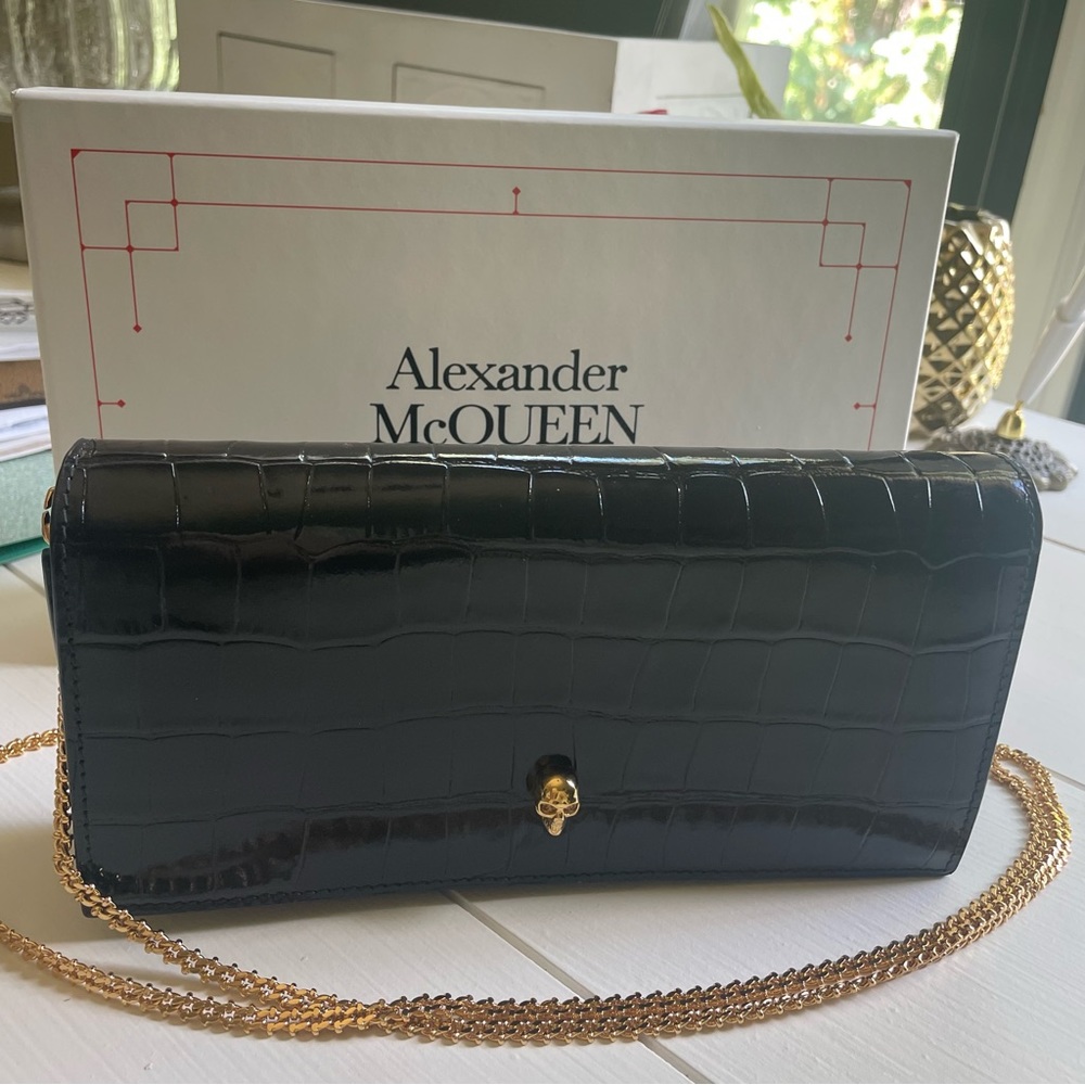 Alexander McQueen Black Calfskin Croc Embossed Wallet on Detachable Chain